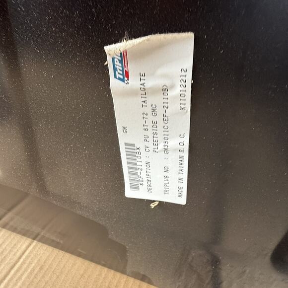 United Pacific 1967-1972 GMC Fleetside Truck Tailgate With GMC Script 110847 - Picture 15 of 15